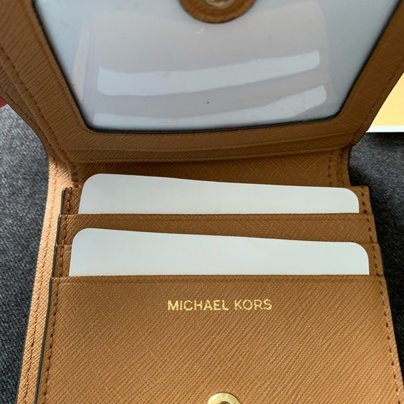 MK pebble leather brown wallet - Picture 5 of 12